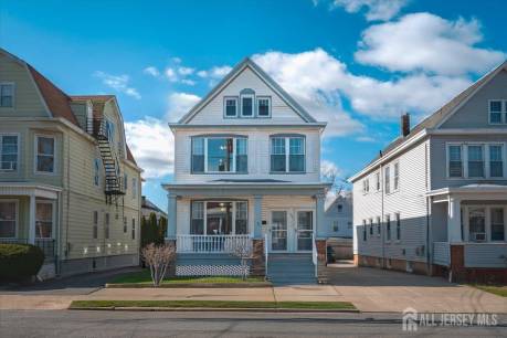 549-551 Compton Ave