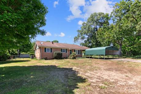 208 Caleb Rd