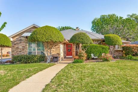 740 Eagle Dr