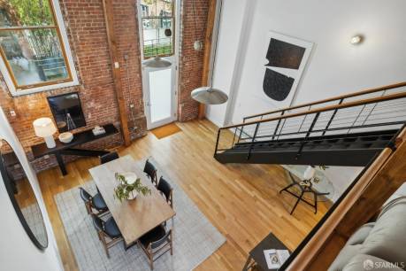 720 York St 109