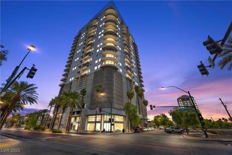 200 Hoover Ave 812