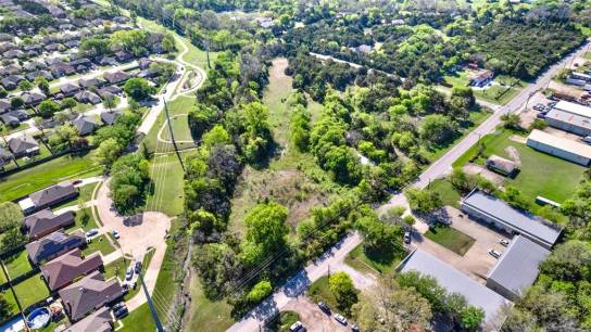 1028 S Cedar Hill Rd
