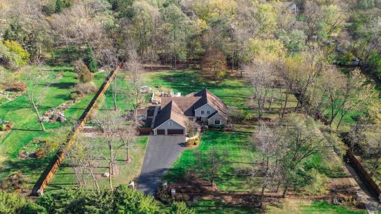 3s601 Glen Dr