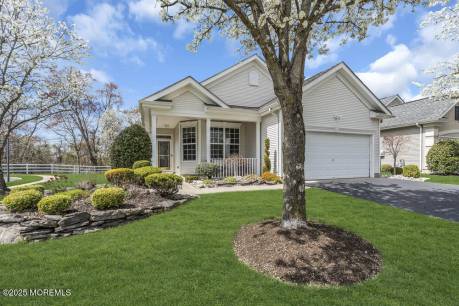 1 Breton Ln