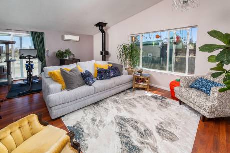 250 SW 89th St