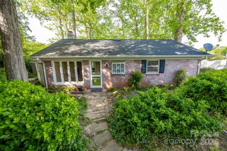 7851 Green Cove Ct