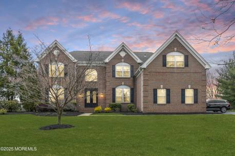 55 Cliffwood Dr
