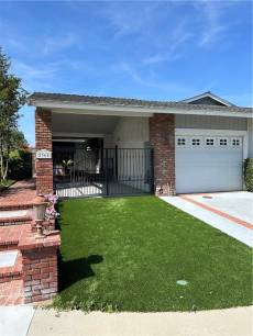 2365 Raintree Dr