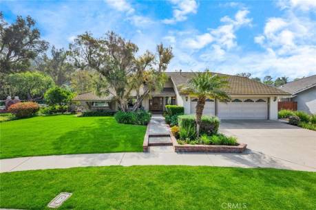 5930 E San Juan Dr
