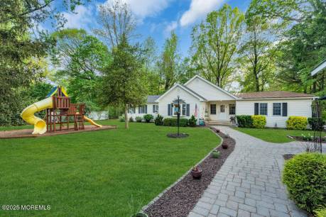 74 Ravine Dr