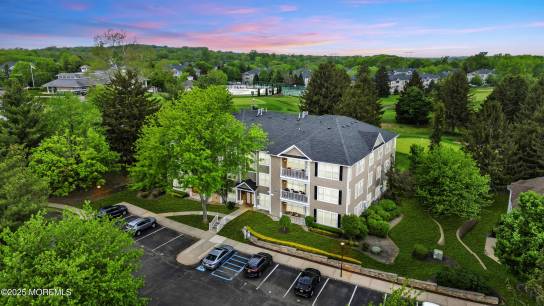 110 Shinnecock Dr
