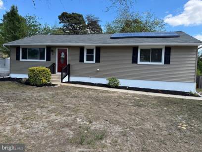 6 Holly Run Dr