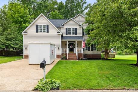 8813 Merediths Branch Dr