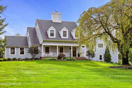 10 Boxwood Dr