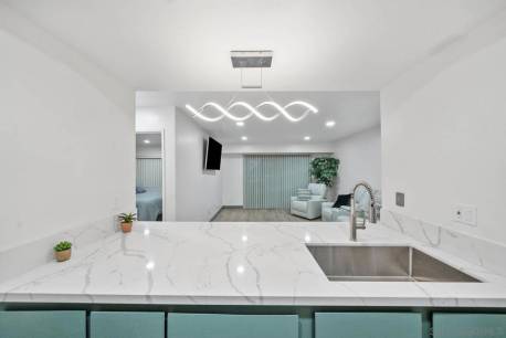 178 Fourth Ave 1
