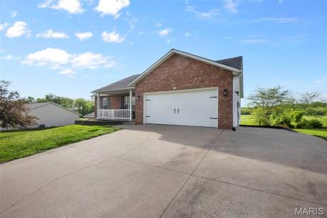 215 Stonewall Dr