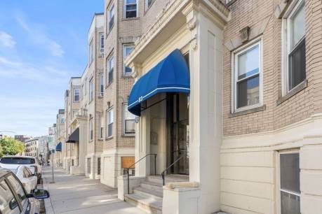 83 Gordon St 8
