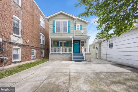 121 N Montpelier Ave B