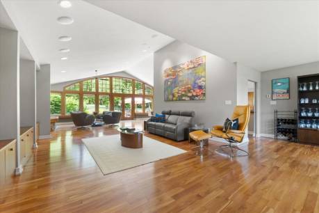 119 Forest Dr
