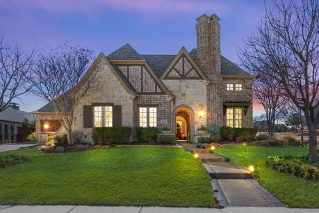 301 Columbia Ct