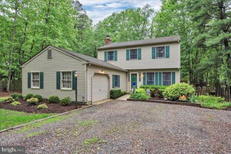 20 Laurel Dr