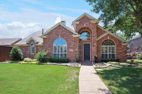 521 Blackfield Dr