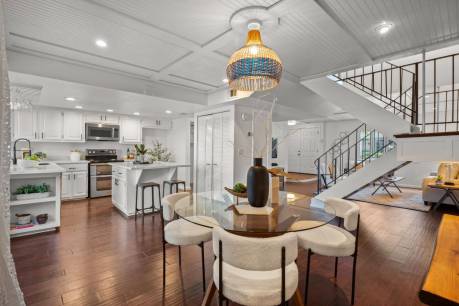 7094 Coral Gables Cir