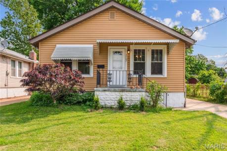 3707 Risch Ave