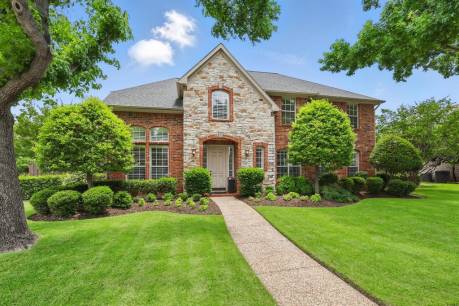 444 Avalon Ln
