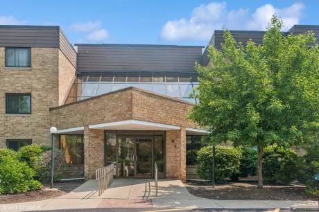 5600 Astor Ln 301