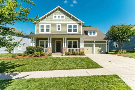11324 Fullerton Place Dr NW