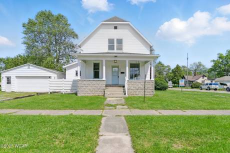 600 N Walnut St