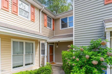 509 Darby Glen Ln