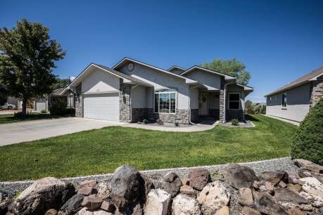 217 1/2 Dream Street