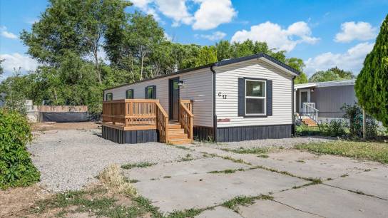 825 E Ottley Avenue C12