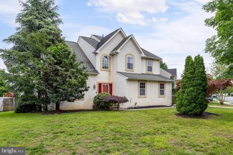 211 Spruce Trl