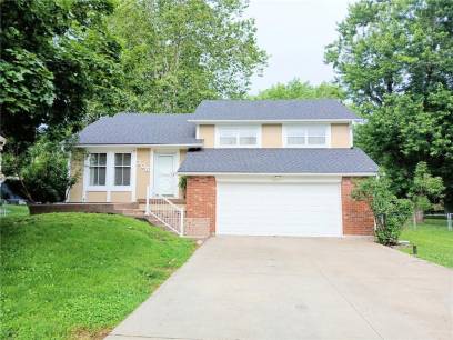 306 Hawthorne Ct