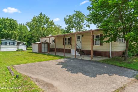 124 Village Rd