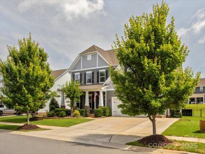 1009 Hampton Grove Rd