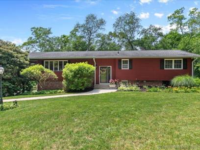 964 Red Fox Rd