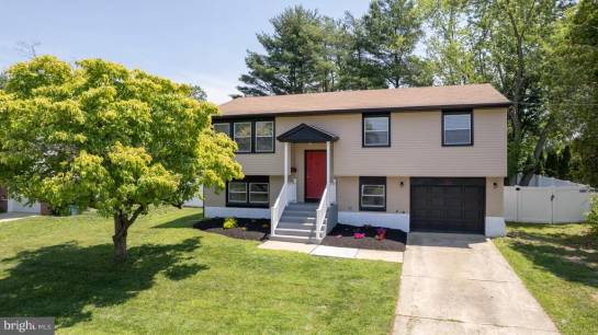 754 Second St