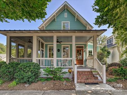 332 Delburg St