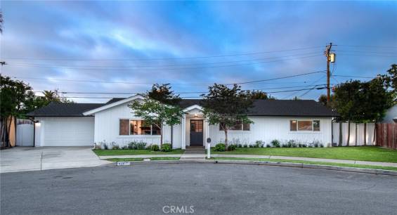 426 Cambridge Cir