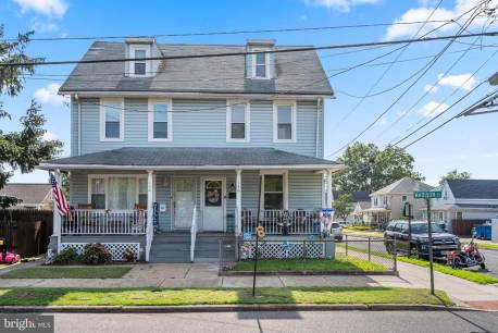 130 Madison St