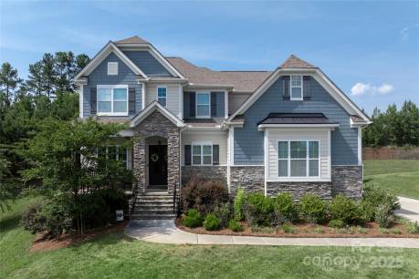221 N Centurion Ln