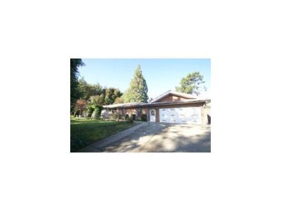 1600 Kingswood Dr