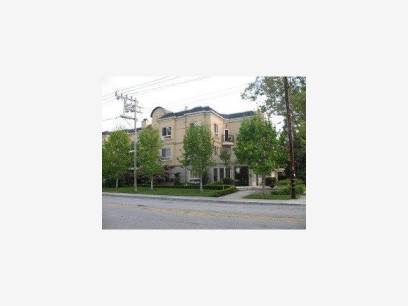 107 El Camino Real 102