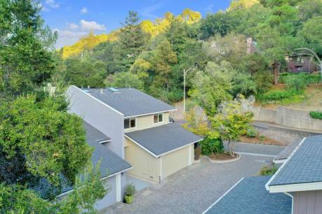 120 College Terrace F