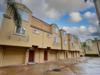 1690 Civic Center Dr 306