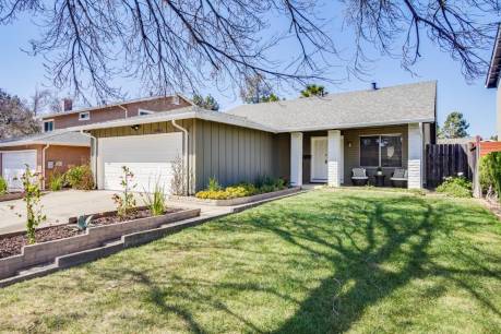 36966 Reynolds Dr
